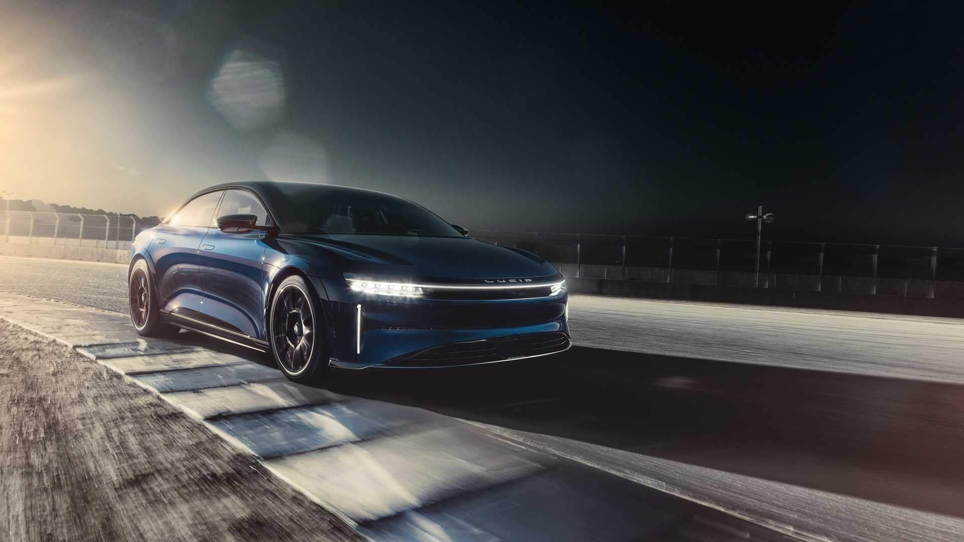 2024 Lucid Air Sapphire Does 060 In 1.89 Seconds, Hits 205 MPH