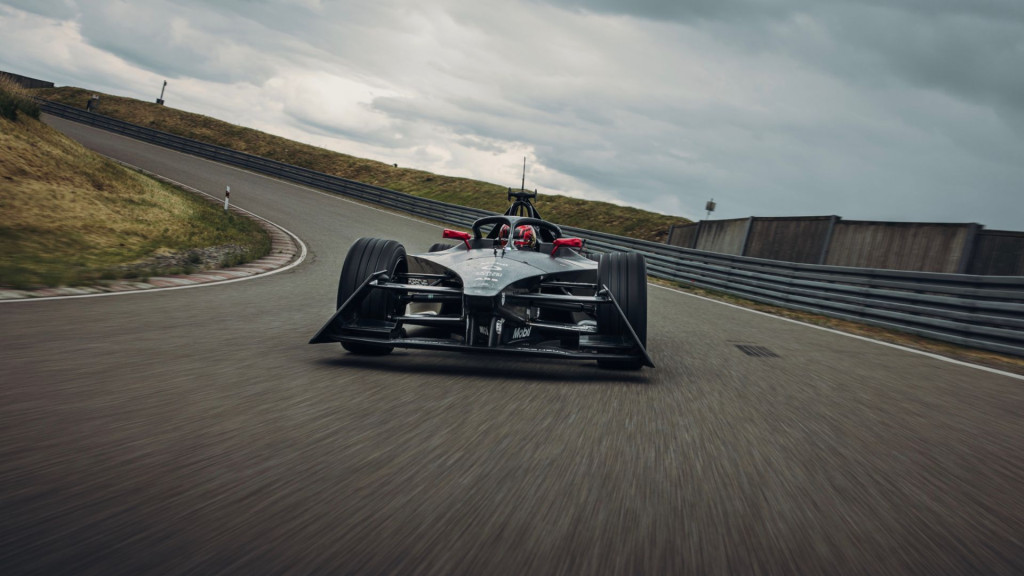 Porsche 99X Electric Formula E Gen3 race car