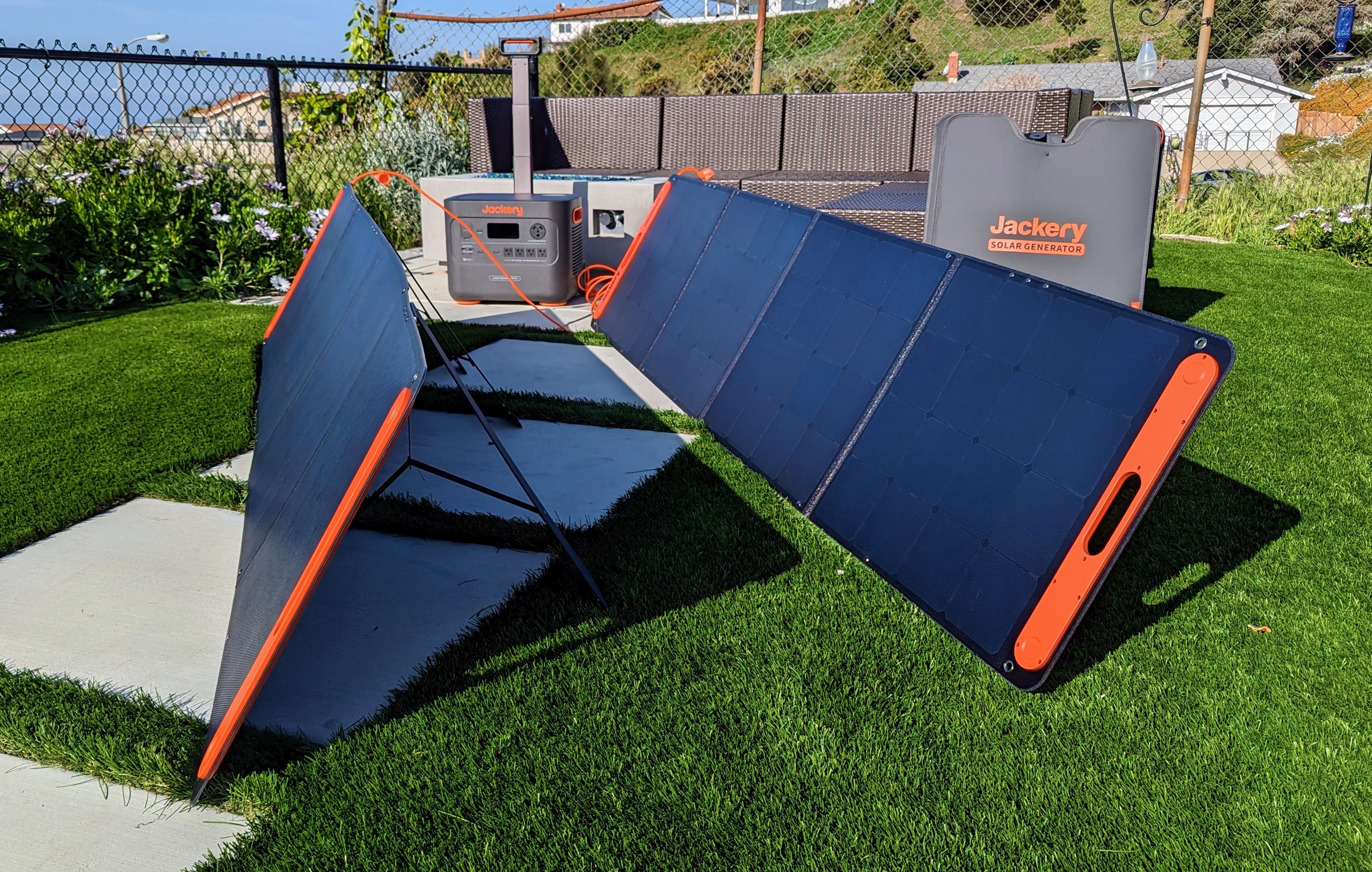 Jackery Solar Generator 3000 Pro