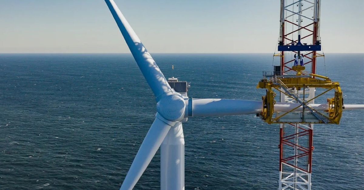 New York Just Installed Its First Offshore Wind Turbine | Electriquity