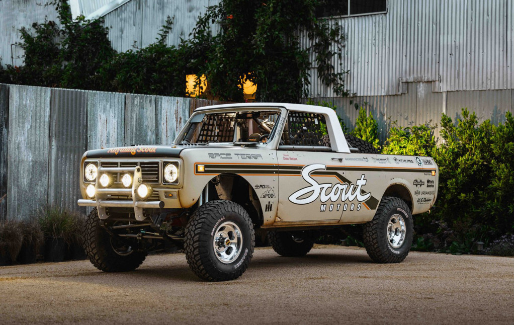 Anything Scout Vintage Racing Team's 1976 Scout Terra