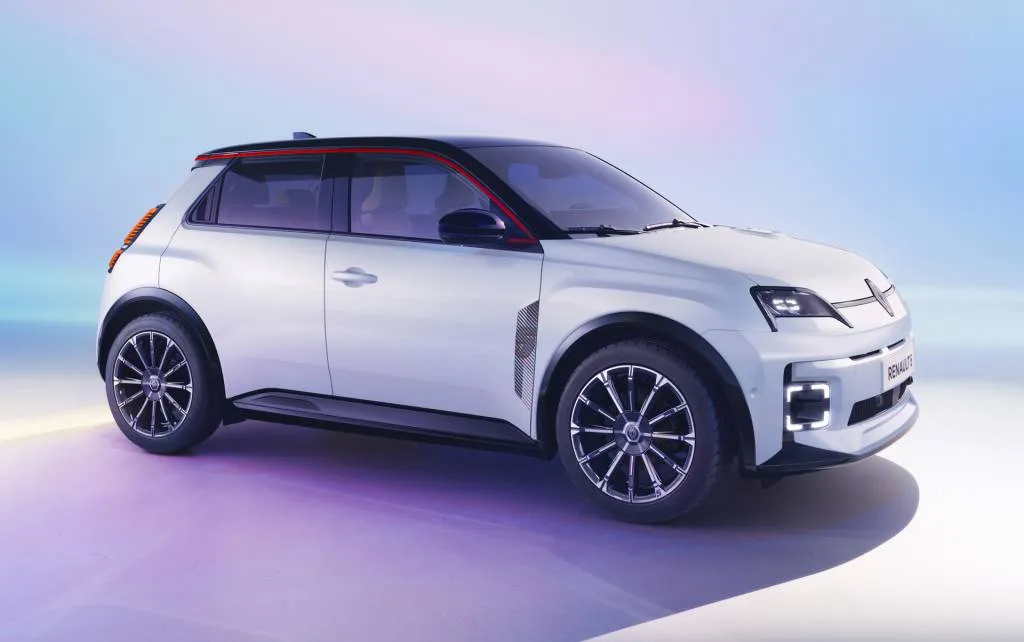 Safest EVs, VW ID.4 update, Honda fuelcell PHEV, Fiat’s EV future The