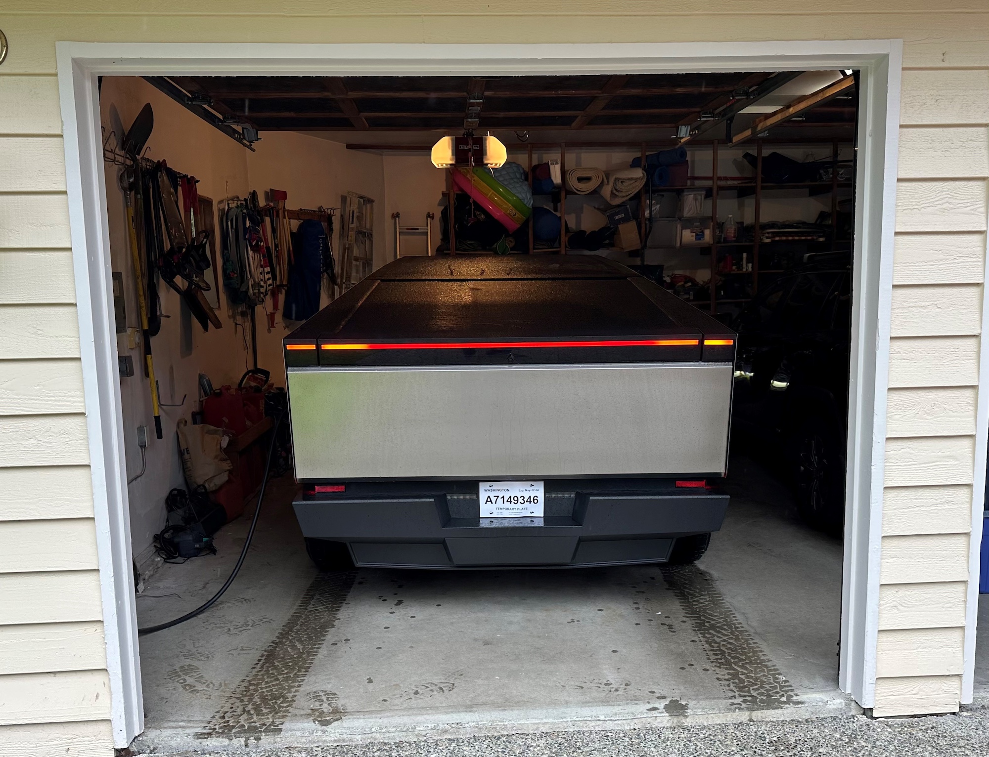 Tesla Cybertruck garage fit