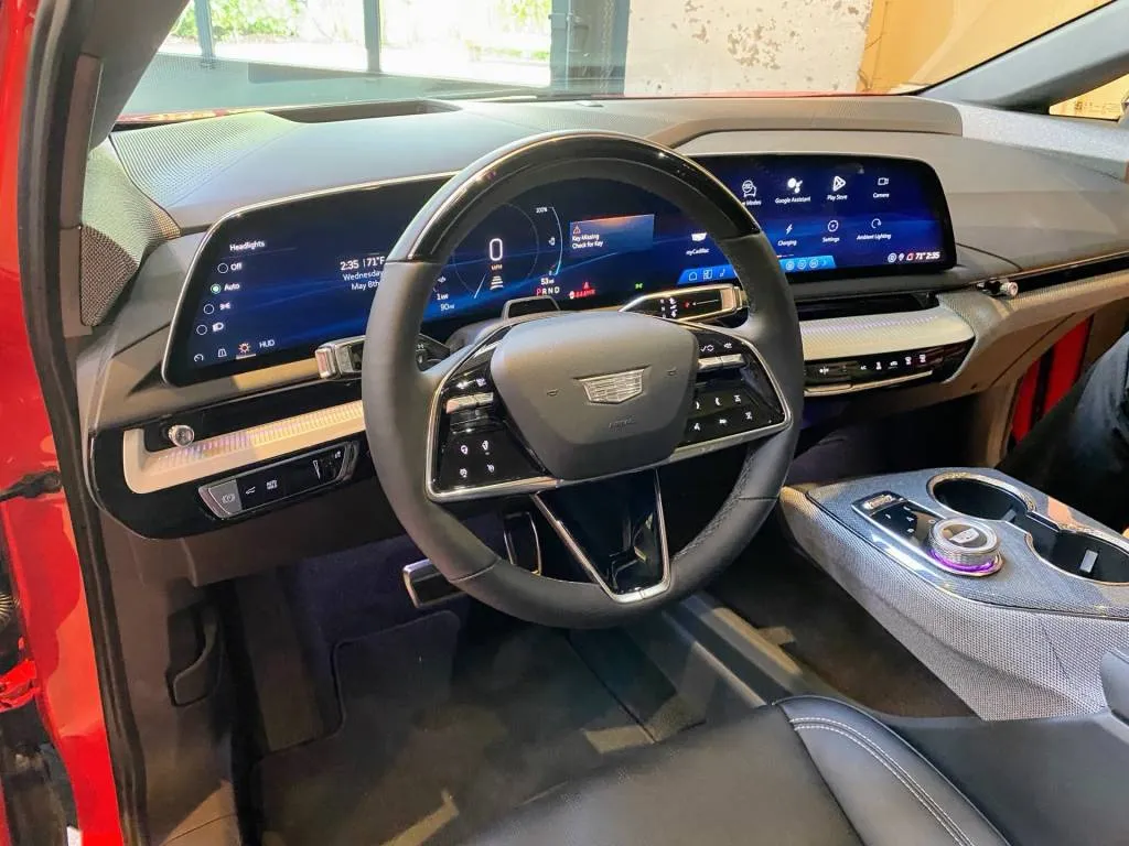 2025 Cadillac Optiq