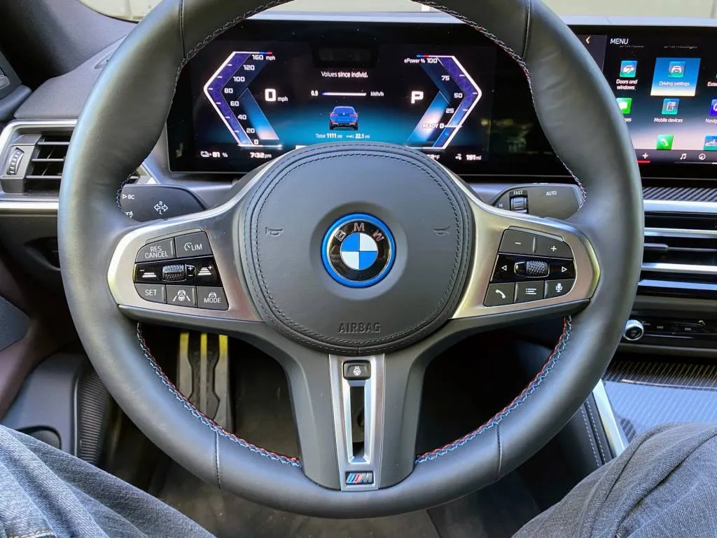 2024 BMW i4 M50