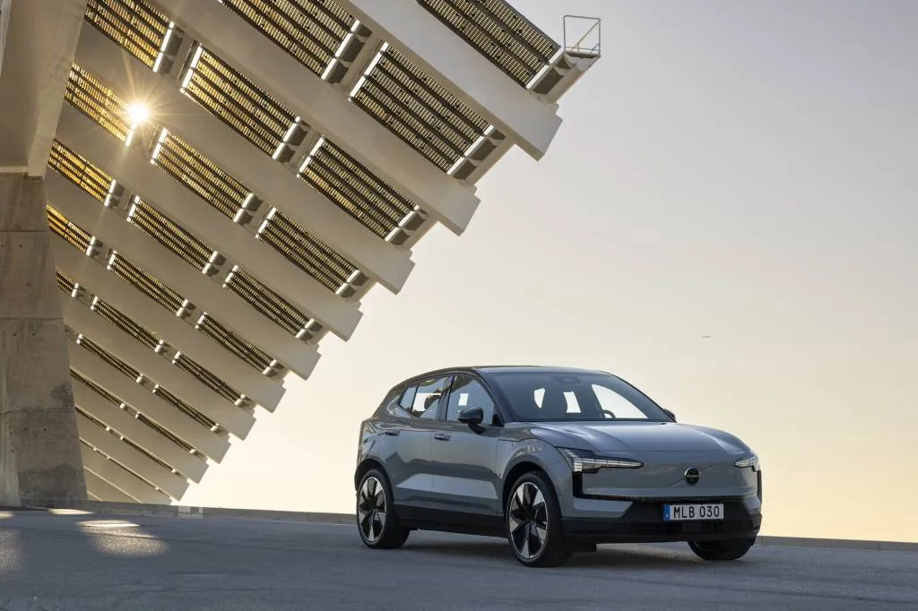 2025 Volvo EX30 electric SUV (dual-motor, Vapor Grey)