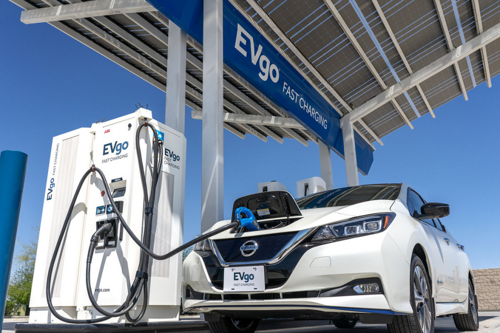 Nissan Leaf charging at EVgo fast charger in Baker, California