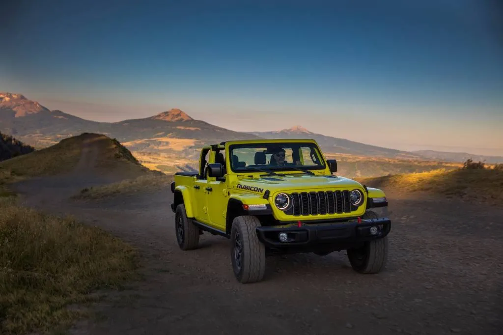 2024 Jeep Gladiator